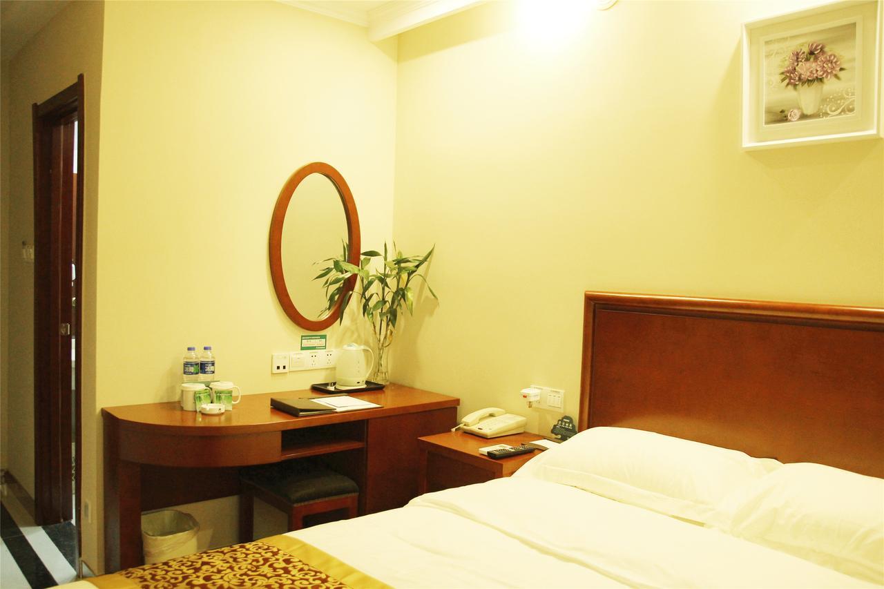 Greentree Inn Suzhou Central Circle Baihui Square Middle Yangchenghu Station Express Hotel Esterno foto