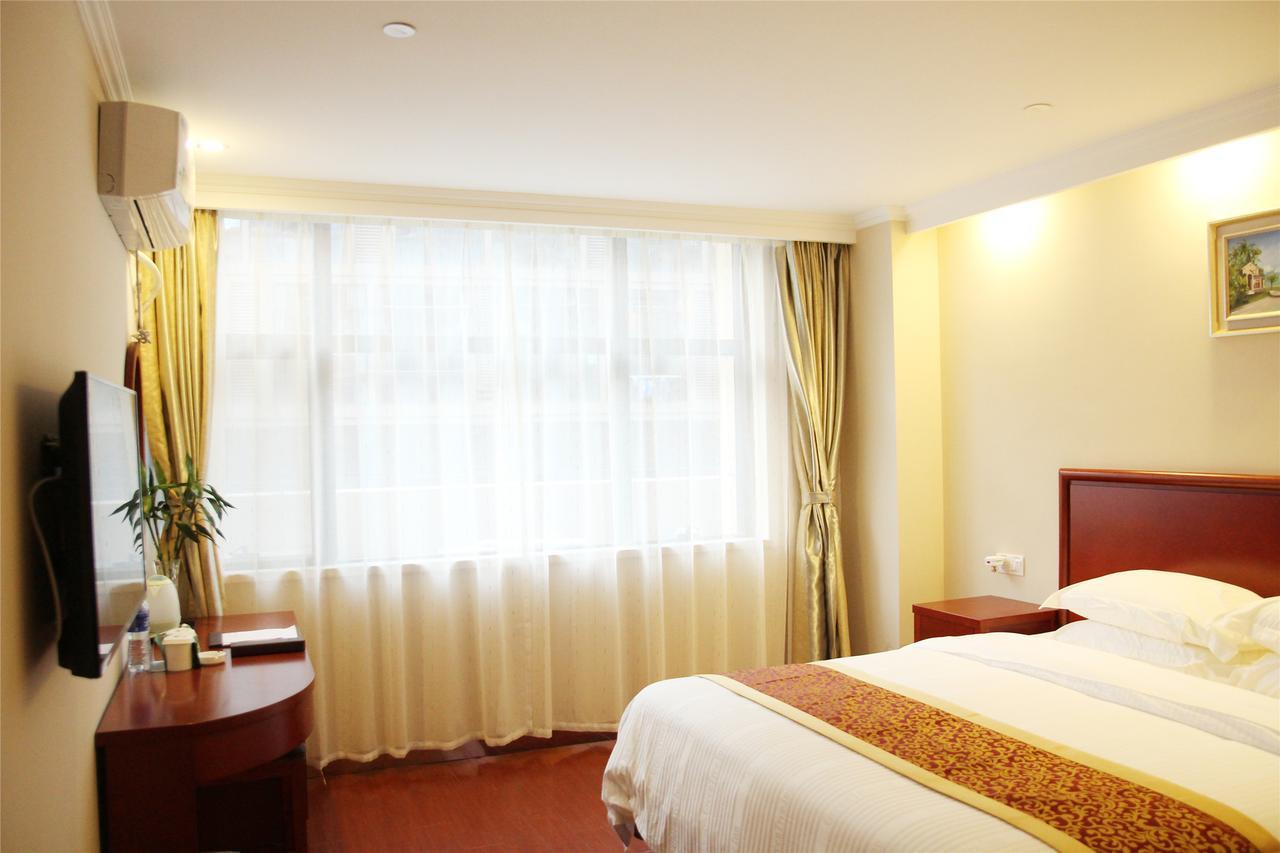 Greentree Inn Suzhou Central Circle Baihui Square Middle Yangchenghu Station Express Hotel Esterno foto