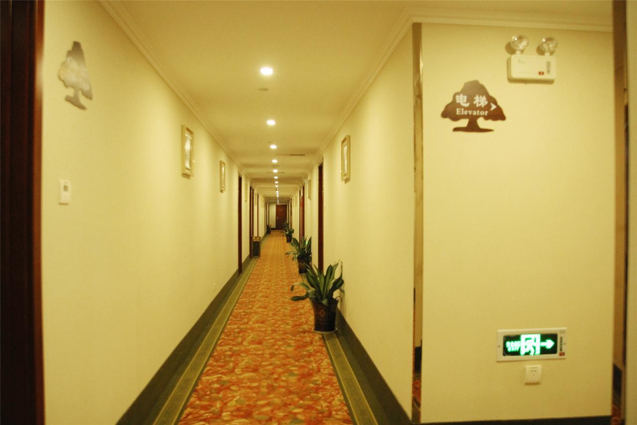 Greentree Inn Suzhou Central Circle Baihui Square Middle Yangchenghu Station Express Hotel Esterno foto