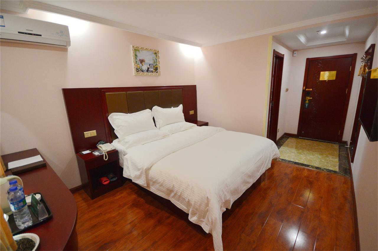 Greentree Inn Suzhou Central Circle Baihui Square Middle Yangchenghu Station Express Hotel Esterno foto
